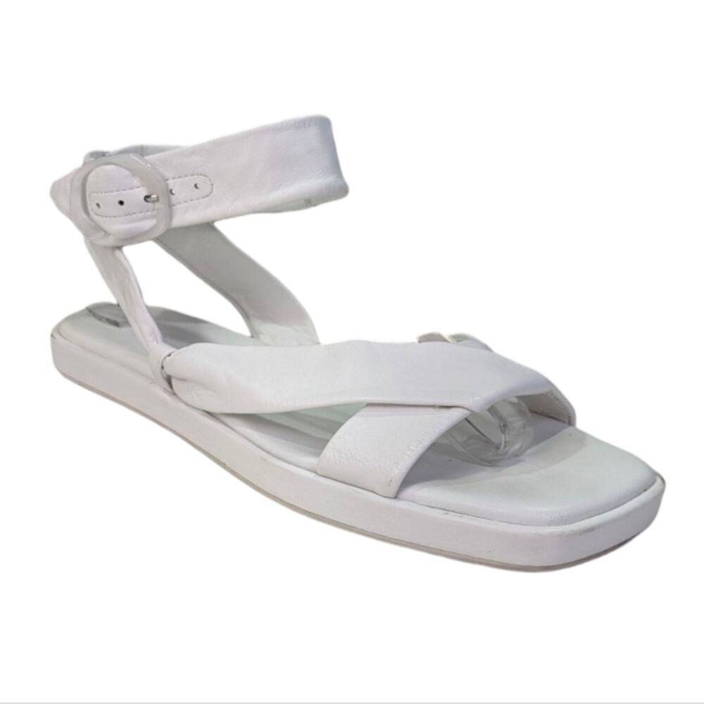 Vince Reza Ankle Strap Sandals EUC $250 Size 8.5M       S3460